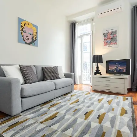 Port Area - Modern Apt With Parquet Floor Apartment