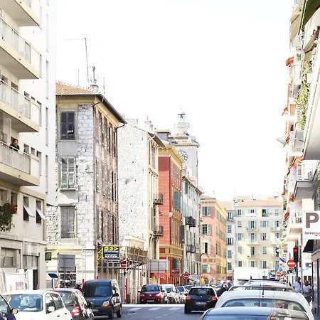 Le Marche Du Port * Nice