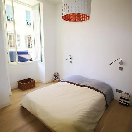 Apartment Port De : Superbe 3 Piece