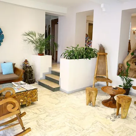 Hotel Esprit D'azur 3*