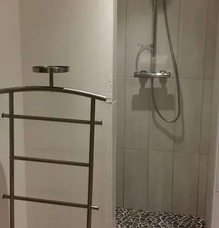 Le Cabanon Apartment *