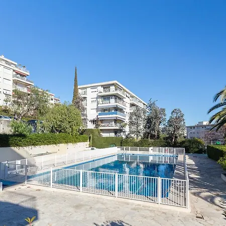 Centragence - Domaine Des Fleurs Apartment *