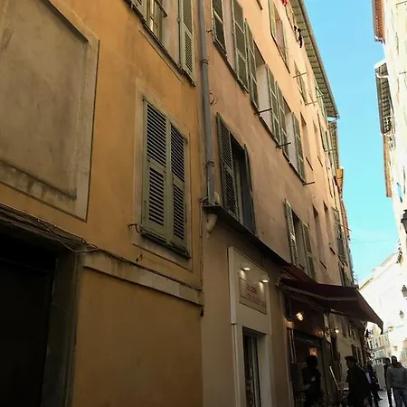 Duplex In The Heart Of The Old Town 2bdrs Nice