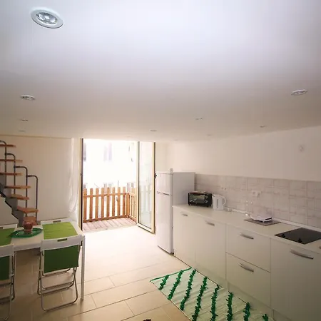 Apartment Duplex : Zone Pietonne De *