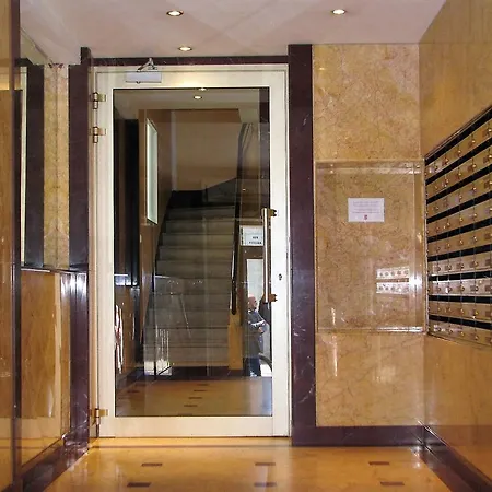 Apartment In Rue Halevy Nice