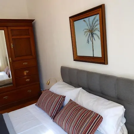 Appartement Au Centre De Nice