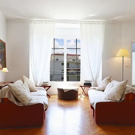 Apartment Les Lauriers Nice