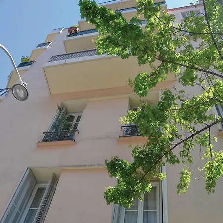 I Apartment
