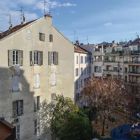 One-bedroom In * Nice