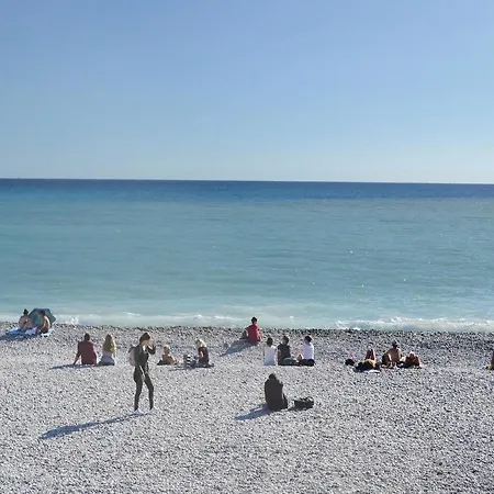 Apartment One-bedroom In Nice