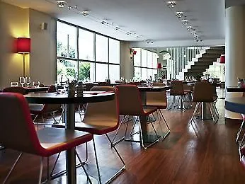 Hotel Ibis Aéroport Promenade Des 3*