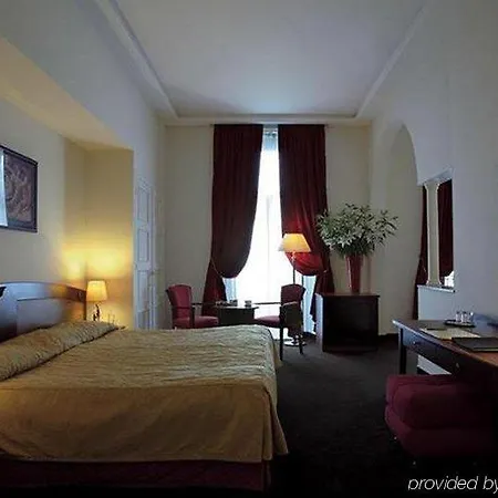 B4 Park Hotel