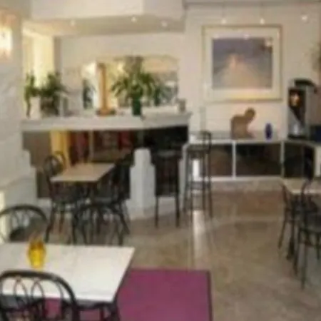 Du Midi Hotel