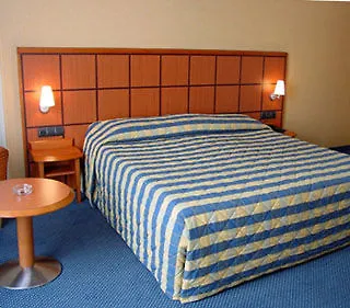 Western Premier Roosevelt Hotel 4*