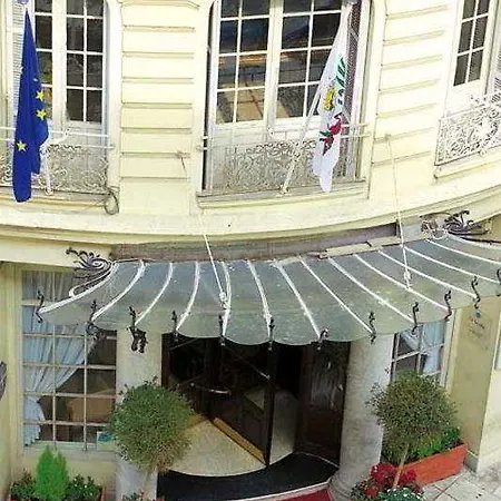 Hotel Le Scribe 3*