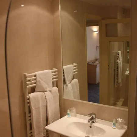 Inn Club Nice