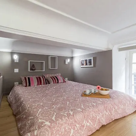 Apartment Le Colonna - Grand En Duplex, Refait A Neuf, Vieux-nice Old Town Nice