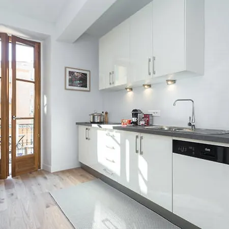 Le Rossetti B. - Modern, Long Balcony, Old Town Appartement Nice