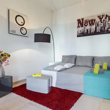 Appartement Grand Center At 2 Minutes Walk From The *