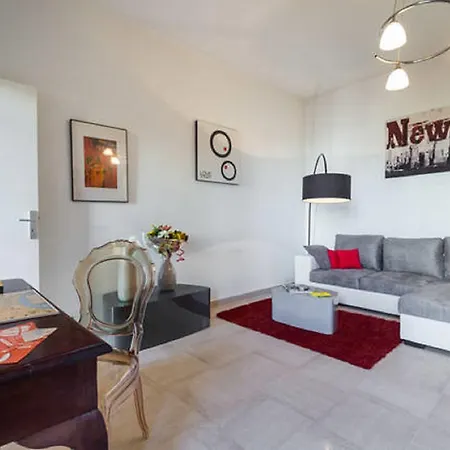Appartement Grand Center At 2 Minutes Walk From The Nice