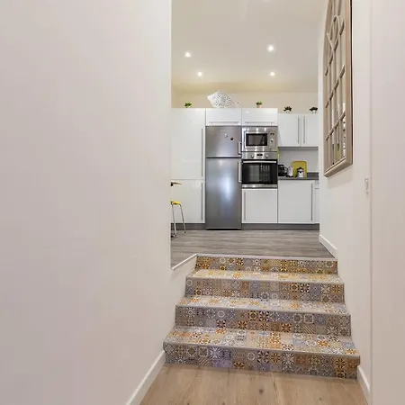 Barillerie - Loft Moderne, Face Mer, Vieux-nice. Appartement Nice