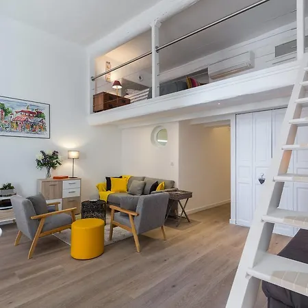 Appartement Barillerie - Loft Moderne, Face Mer, Vieux-nice. Nice