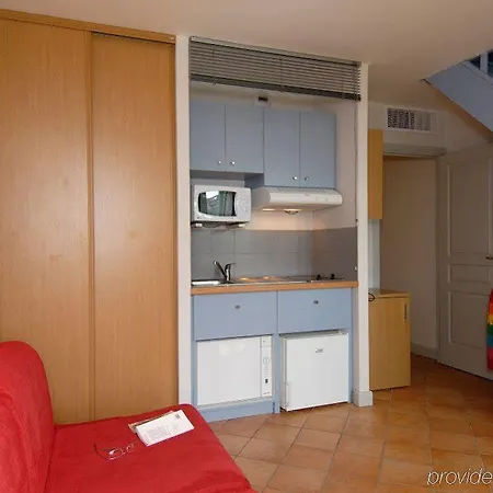 Odalys - Centre 3* Nice