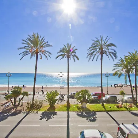 Apartment Promenade - Cosy Sea Front Nice