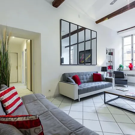 Apartment Ste Reparate F4 Moderne, Design, Place Rossetti, Heart Old Town Nice