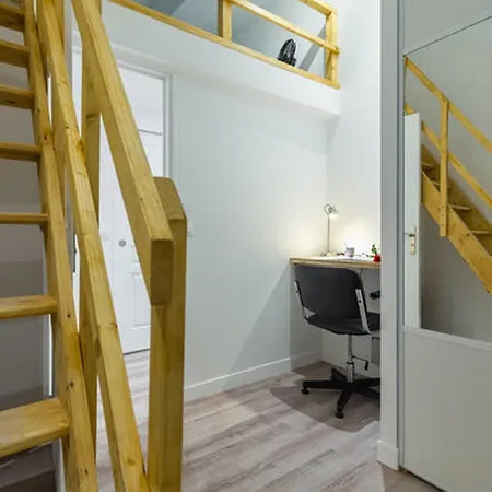 Apartment 2 - F4 Spacieux Et Confortable Au Centre Du Vieux-nice