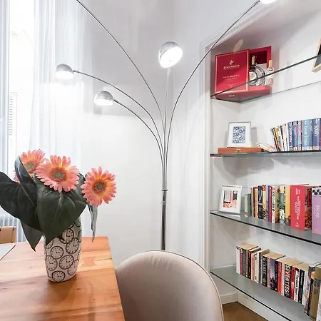 Pref 2 · F4 - Vaste Et Bourgeois ,3 Chambres, Ascenseur, Vx-nice