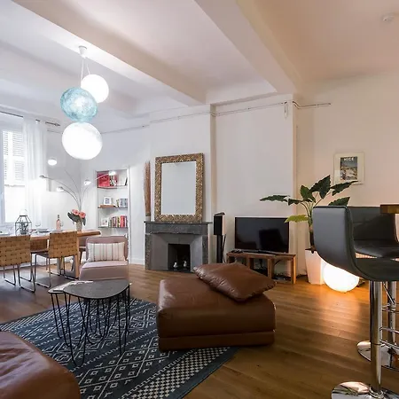 Pref 2 · F4 - Vaste Et Bourgeois ,3 Chambres, Ascenseur, Vx-nice Nice