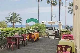 Hotel Flots D'azur 3*