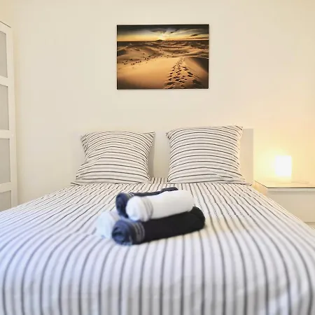 One Badat By Booking Guys Apartment Nice