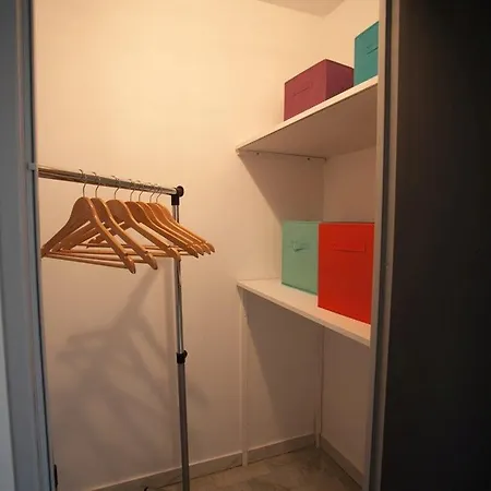 Apartment 3 Pieces Sonice Au Centre De *