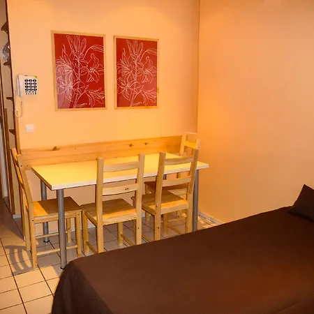 Comte De Appart hôtel 2*