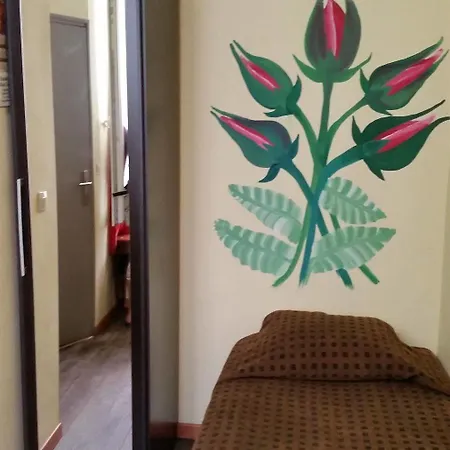 Evelia Hotel