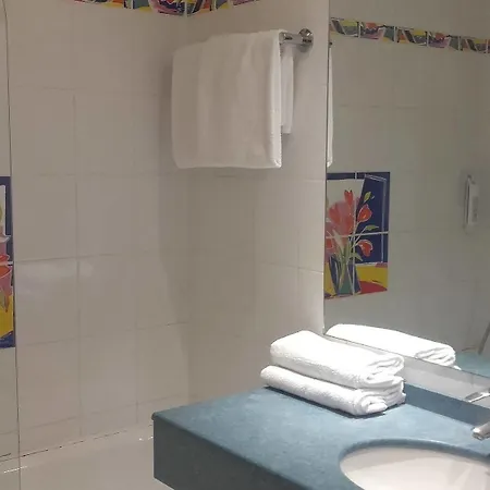 Hotel Ibis Budget Californie Lenval