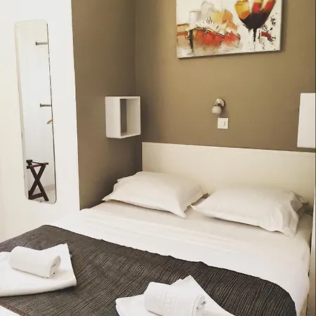 Hotel Danemark 2*