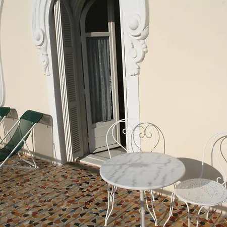 Residence La Villa Leonie 3* Nice
