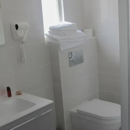 Flots D'azur Hotel