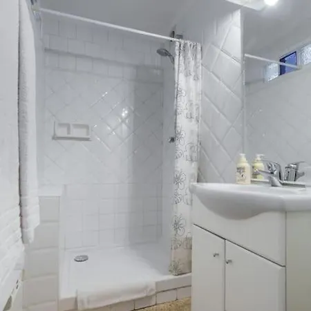 Residence La Villa Leonie 3*