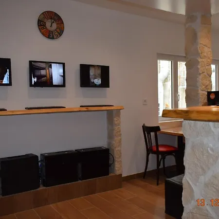 Hotel Lyonnais 3*