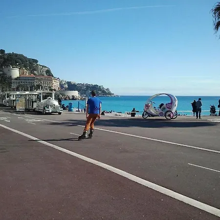 Centre - With Balcony And Stunning Sea View! Nice