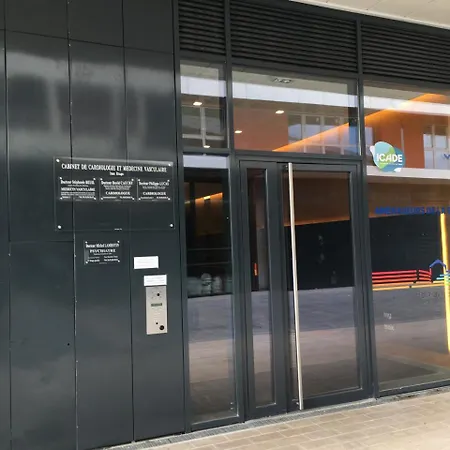 Appartement A Terrasse Ensoleillee & Parking A La Gare Du Sud