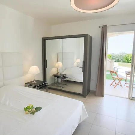 Vinaigrier Hills Vi3086 By Riviera Homes * Nice