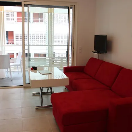 A Terrasse Ensoleillee & Parking A La Gare Du Sud Appartement Nice