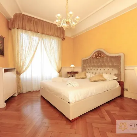 Le Majestic Promenade - Five Stars House Appartement *