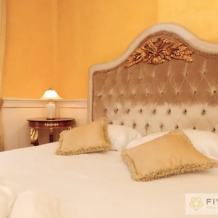 Le Majestic Promenade - Five Stars House Appartement