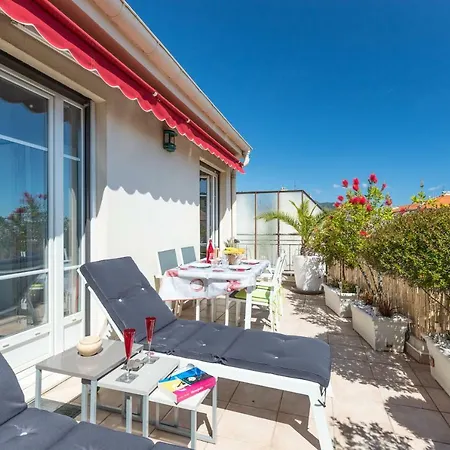 Apartment Le Mantega - F2 Moderne,centre Ville, 2 Grandes Terrasses,climatisation, Ascenseur